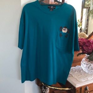 NWOT- Warner Bros. Looney Tunes adult T shirt.